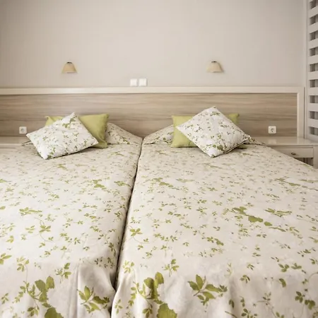 Ilian & Aparthotel 4*