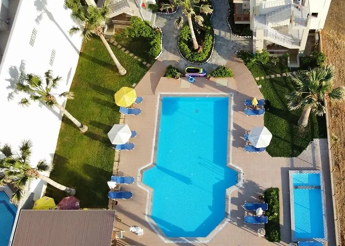 Ilian & Apartahotel 4*