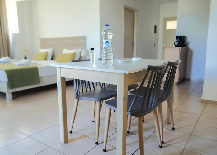 Ilian & Apartahotel 4*