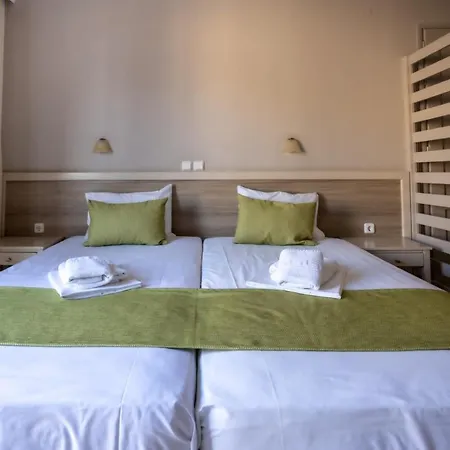 Ξενοδοχείο με διαμερίσματα Ilian & 4*