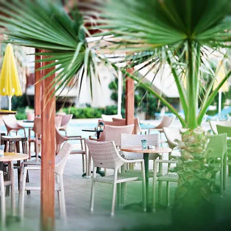 Ξενοδοχείο με διαμερίσματα Ilian & Ρέθυμνο