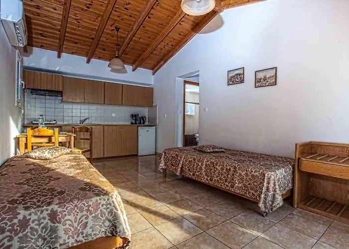 Ilian & Aparthotel 4*